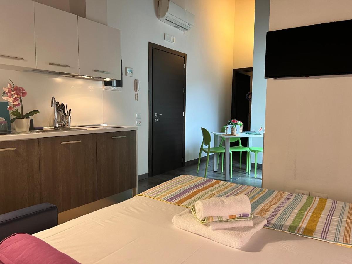 Bnbook Residence Matteotti Novara Luaran gambar